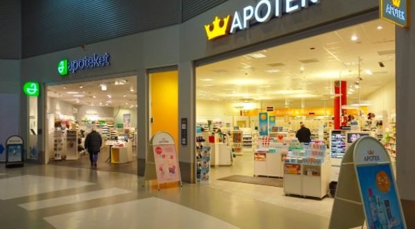 apoteker di indonesia