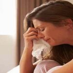 Peneliti Tidak Menemukan Virus Corona Dalam Air Mata Pasien COVID-19