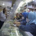 Peneliti : Apotek Berpotensi Sebagai Tempat Penularan COVID-19