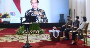Presiden Jokowi memberikan sambutan pada Pertemuan Tahunan Industri Jasa Keuangan Tahun 2021 yang digelar secara virtual, Jumat (15/01/2021) malam. (Foto: Biro Pers Setpres/Muchlis Jr)