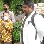 Mahasiswa Apoteker Kembali Demo, Minta Jokowi Bubarkan PN UKAI