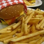 Penelitian Temukan Makanan Cepat Saji Dapat Tingkatkan Risiko Stroke pada Usia Diatas 50 Tahun