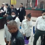 PN Kediri Vonis 3 Apoteker PT Afi Farma 2 Tahun Penjara
